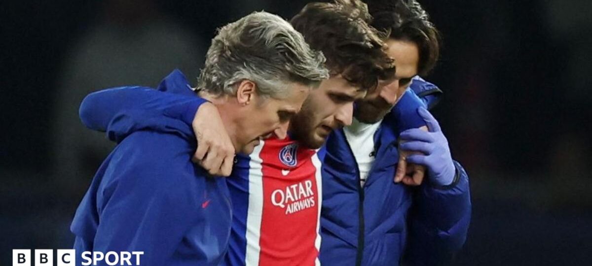 PSG's Kvaratskhelia to have surgery on ruptured ACL