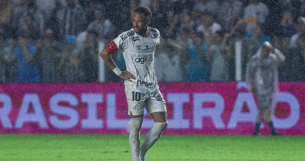 Simply unbelievable! Neymar sent off under the 'Vini Jr law'