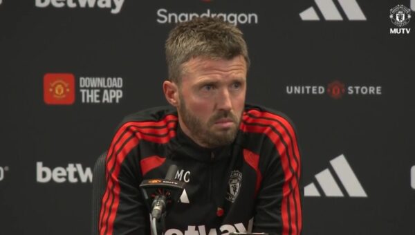 “The boys are hungry” – Desperate Carrick tries to convince everyone that Man U players will still play for him