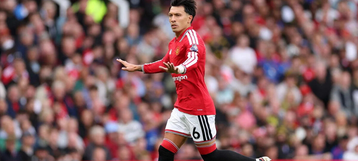 4 costly blunders in 6 games: Carrick’s stubborn faith in Lisandro Martinez is hurting Man United
