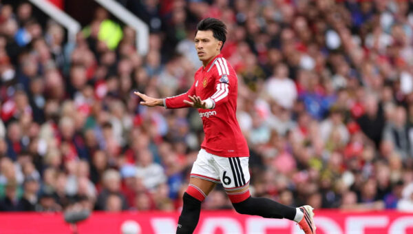 4 costly blunders in 6 games: Carrick’s stubborn faith in Lisandro Martinez is hurting Man United