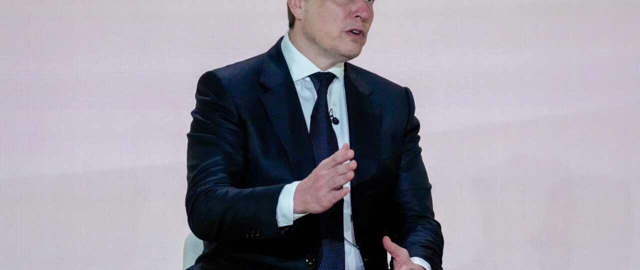 The neocloud stock rout continues as Elon Musk warns of 'guppy-level death'
