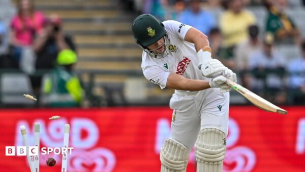 Australia fight back to keep Cummins out of unwanted club… for now