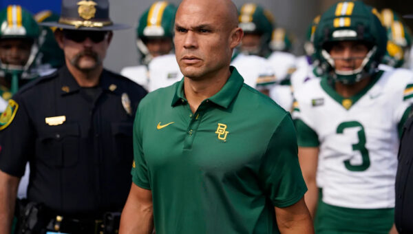 Baylor reportedly fires head coach Dave Aranda, Joe Klanderman to serve as interim