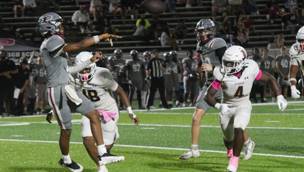 Alexandria Senior High routs Pineville in district game