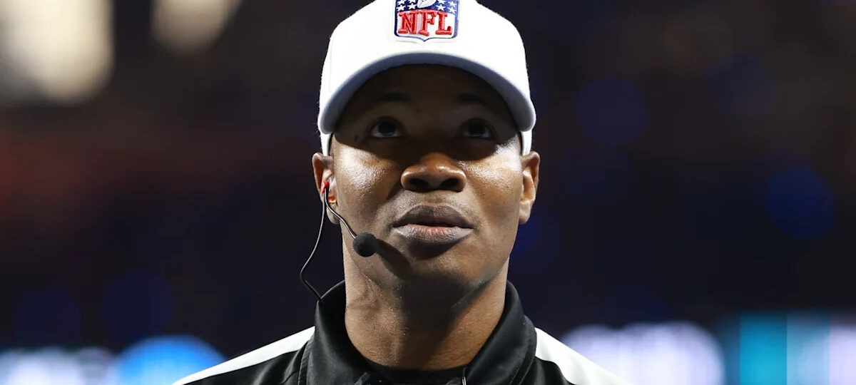 Report: NFL flexes referee Alex Moore's crew out of prime time