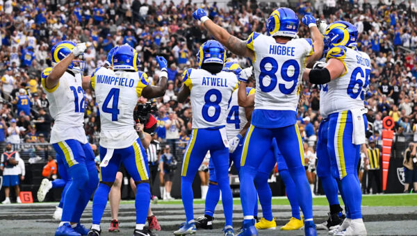 Matthew Stafford sets Rams TD pass record as Los Angeles rolls past Raiders 35-21