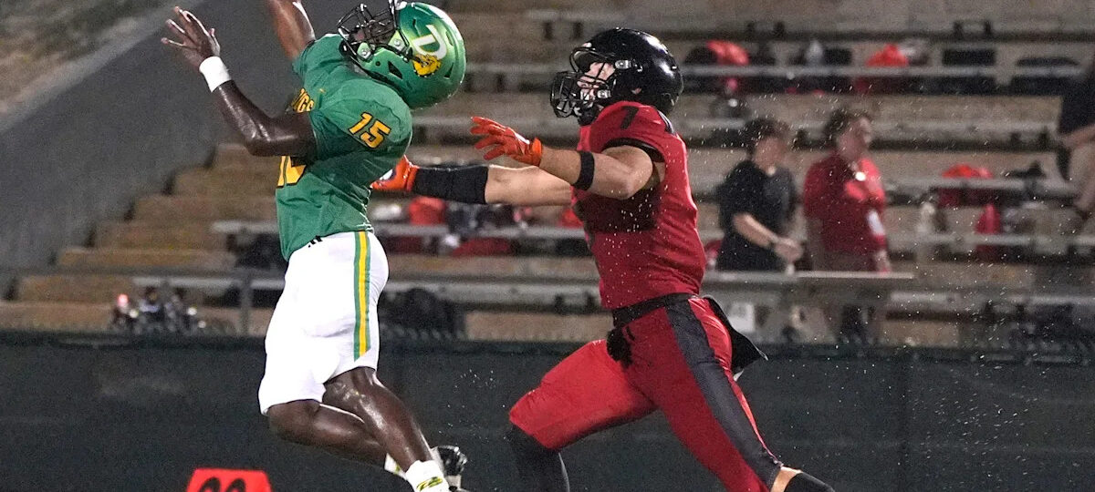 Florida high school football standout pulls off stunning feat in just one half