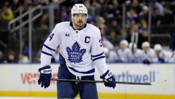 Auston Matthews joins exclusive Maple Leafs club during Blue Jackets clash