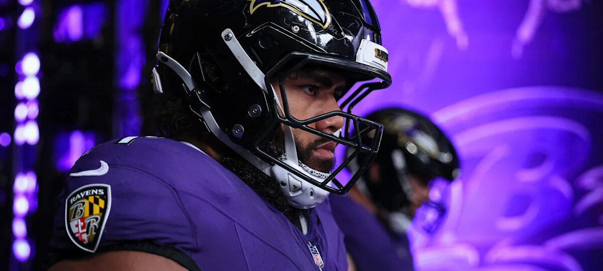Ravens rookie Vega Ioane exits Bengals game with knee injury