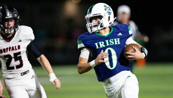 Springfield Catholic football enjoying back-to-back 6-0 starts