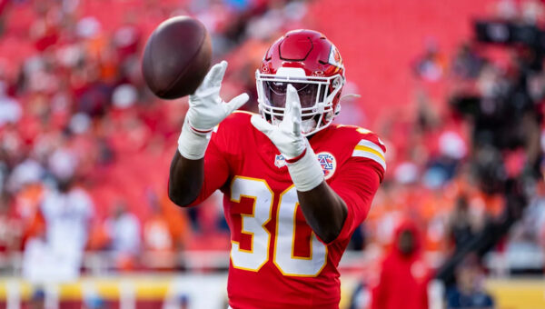 Chiefs CB Chris Roland-Wallace ejected for throwing a punch