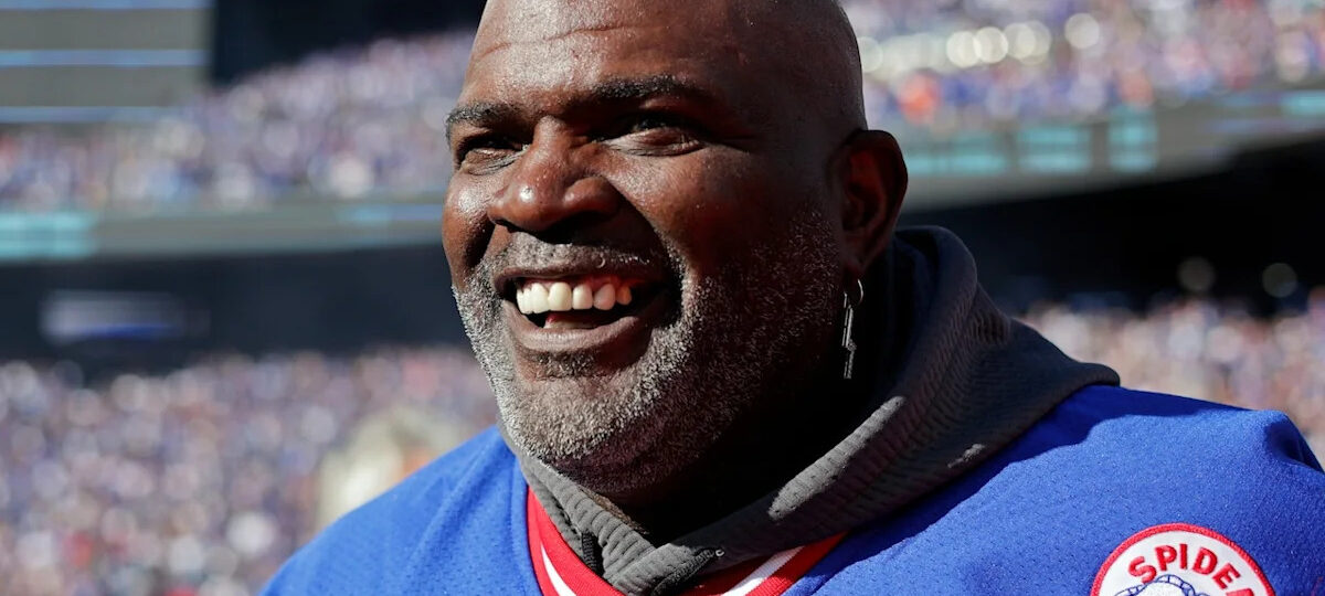 Lawrence Taylor marvels as Giants rookie flashes ‘dominant game changer’ potential