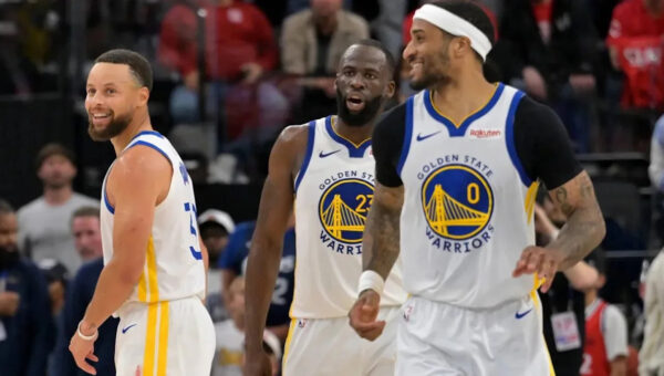 Warriors linked to $220M NBA champion, 6-time All-Star currently in contract standoff with Knicks