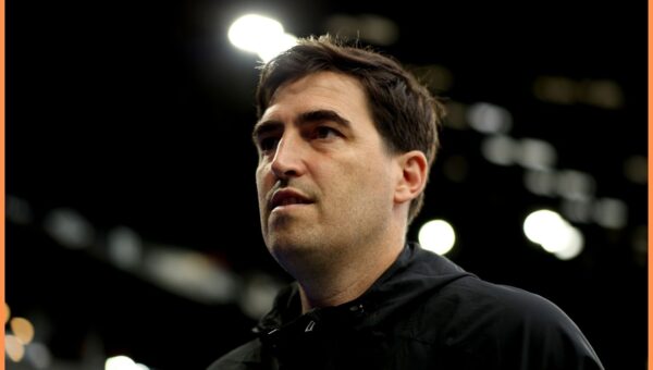 Liverpool “keeping tabs” on ex-midfielder as January midfield search takes shape