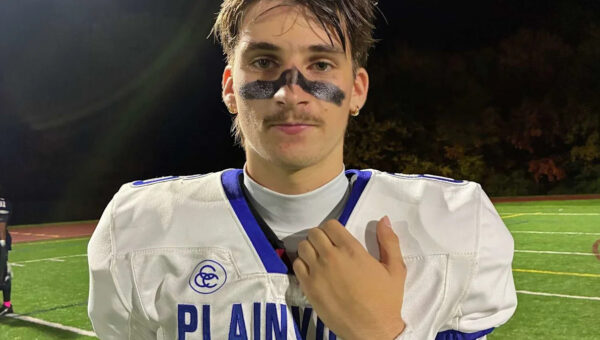 Anthony Abarno throws 5 TDs as Plainville improves to 5-0 with win over Rocky Hill