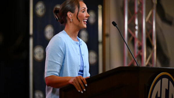 Four-star forward Maci Pringle commits to Lady Vols basketball, Kim Caldwell