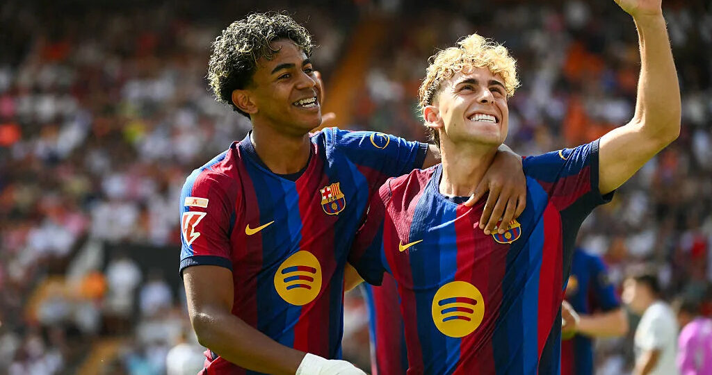 The league and Ronaldinho are finally back, plus Friday's 5⃣ stories