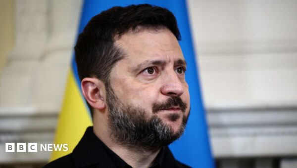 Ukraine to restart strikes on Russian oil refineries, Zelensky says