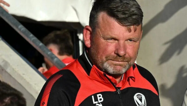 St Helens assistant Briers leaves