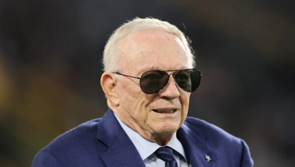 Jerry Jones: We could do something at trade deadline to help the team this year