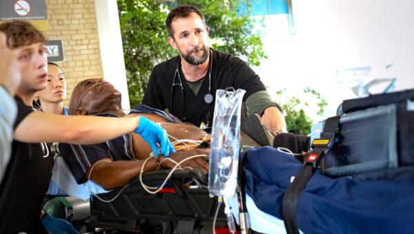 The Pitt Season 3’s Original ER Actor Return Confirmed Amid Major Cast Changes