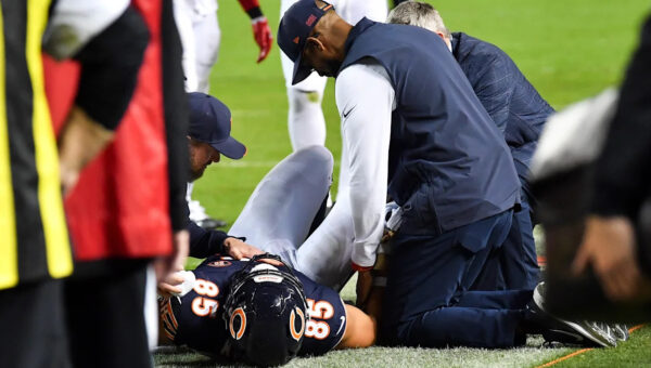 Ben Johnson reacts to Bears TE Cole Kmet’s knee injury