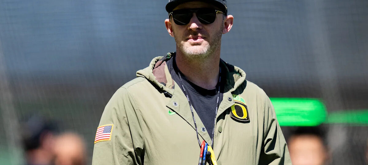 Oregon fires offensive coordinator Drew Mehringer after team scored just 10 points in loss to Illinois