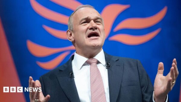 Chris Mason: Lib Dems rally behind Davey as he pledges change