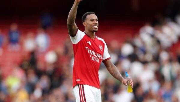 “I’m there” – Arsenal star makes his promise to fans after crucial mistake