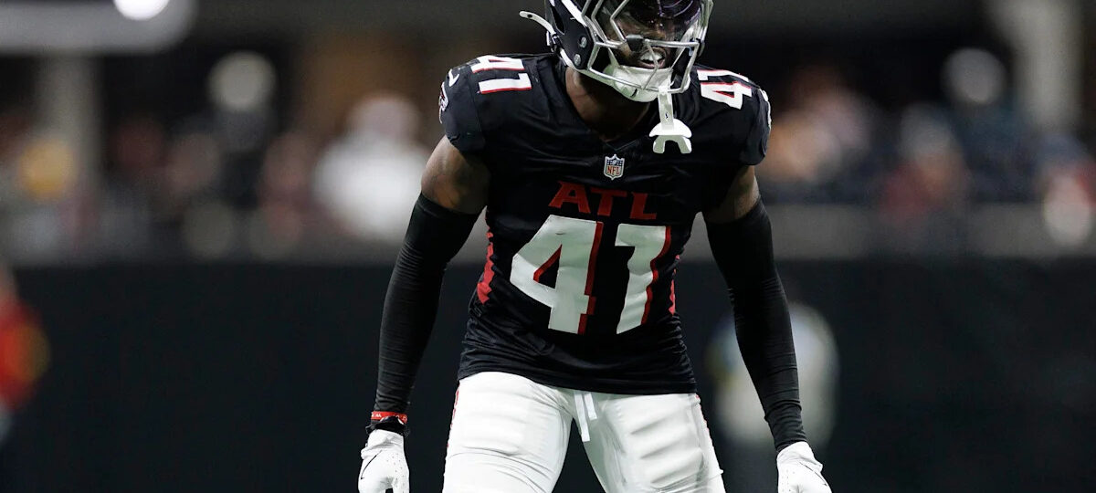 Patriots host two free agents for workouts after Raiders game