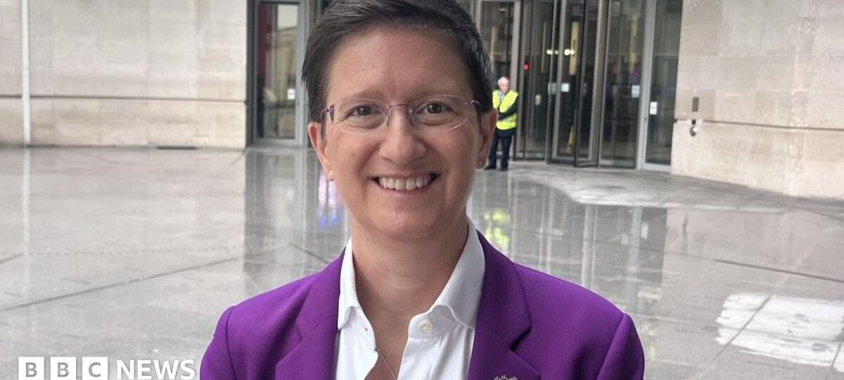 'Stop throwing shade' - the woman trying to stop firms leaving the UK