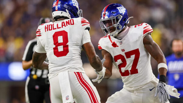 Giants-Texans inactives: Tyler Nubin, Jermaine Eluemunor available for New York