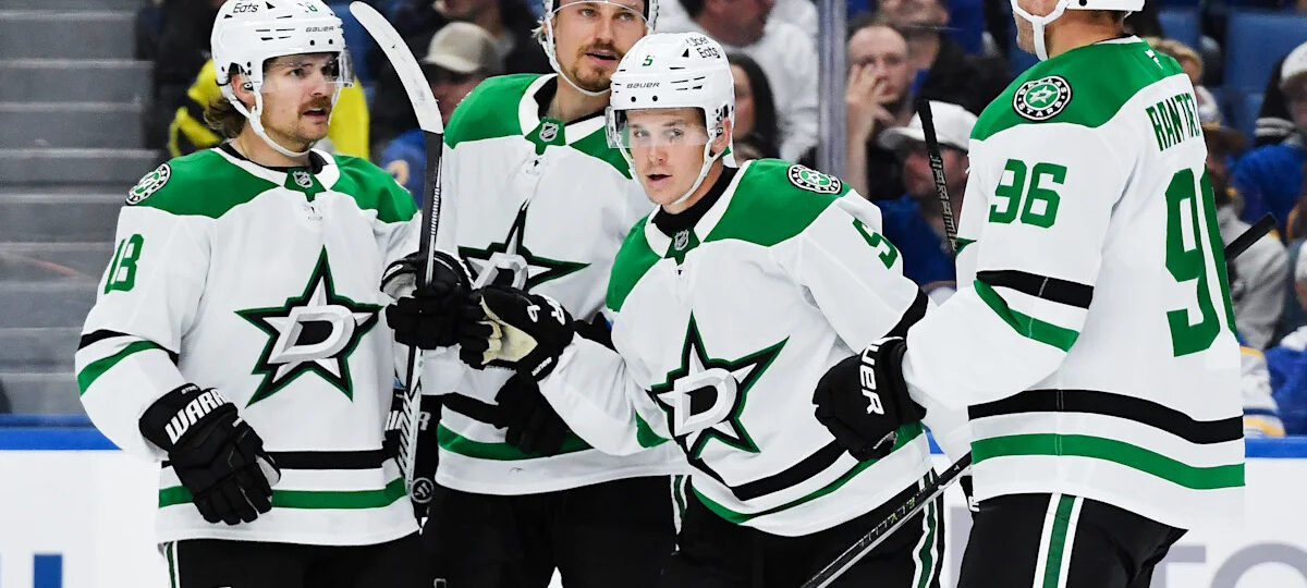 Jake Oettinger has second straight shutout in the Stars' 4-0 victory over the Sabres