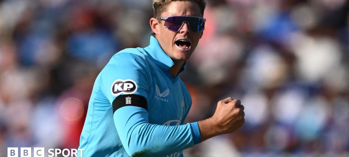 Bethell returns as England call up youngsters Jack and Rew