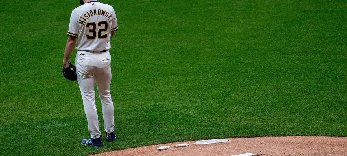 Brewers must avoid making this massive mistake in World Series vs. Rays