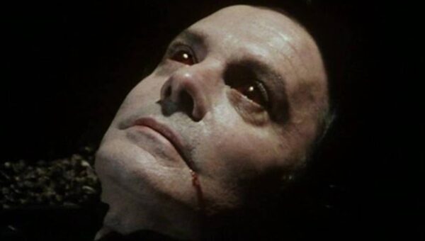Dracula’s Best TV Adaptation Is So Good, It Outdoes Bela Lugosi, Christopher Lee & Francis Ford Coppola