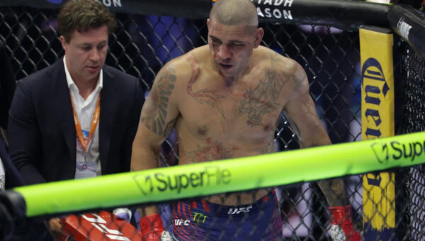 Analyst wonders if UFC 335 could be ‘the end of Alex Pereira’