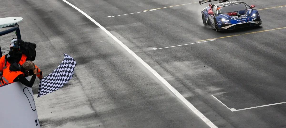 Lamborghini Super Trofeo | Asia Race 2: Victory for Li/Sherlock, but Tregurtha crowned champion over Sceats/Wisniewski