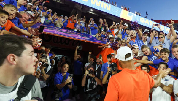 Florida vs South Carolina: Odds, injuries, predictions and key matchups