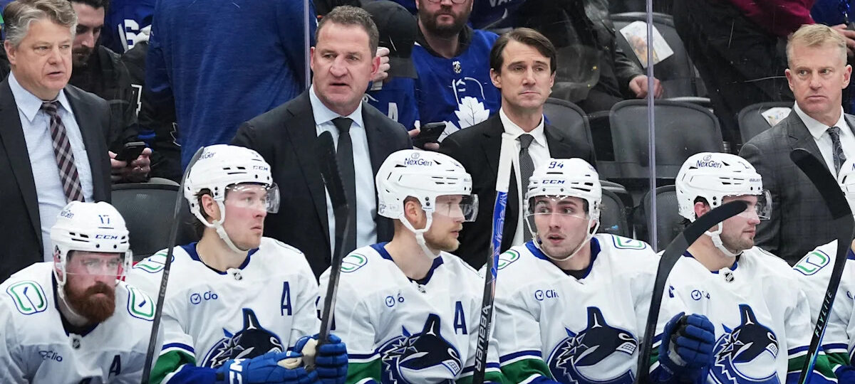 Report: Hakstol Will Depart Avalanche Thursday, McLean To Replace Him