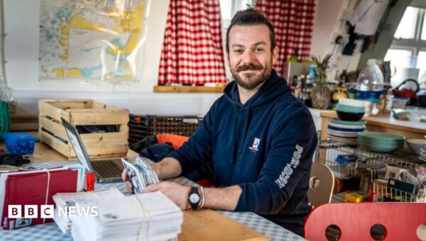 The penguins are noisy, the people fantastic – what it takes to be an Antarctic postmaster