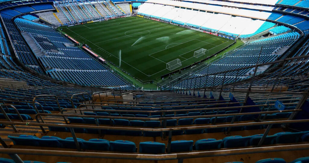 Grêmio and Internacional line-ups for the relegation-battle derby