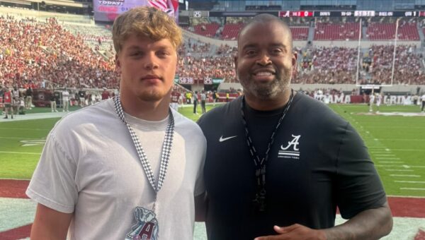 Alabama lands 2027 OL Xavier Endicott after offering on visit: ‘I knew this is the place for me’
