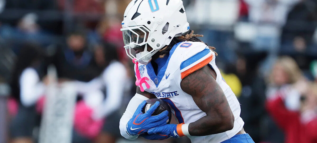 Riley runs for two scores and No. 21 Boise State pulls away from Washington State 31-10