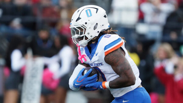 Riley runs for two scores and No. 21 Boise State pulls away from Washington State 31-10